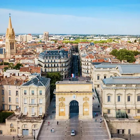 T2 Climatisé Avec Balcon Et Parking Appartamento *